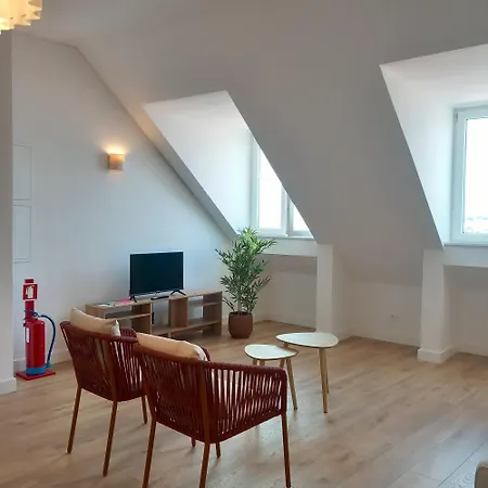 Rent4rest Castle View Family & Friends In Bairro Alto Apartamento Lisboa