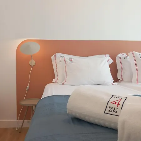 Rent4rest Castle View Family & Friends In Bairro Alto Apartamento Lisboa