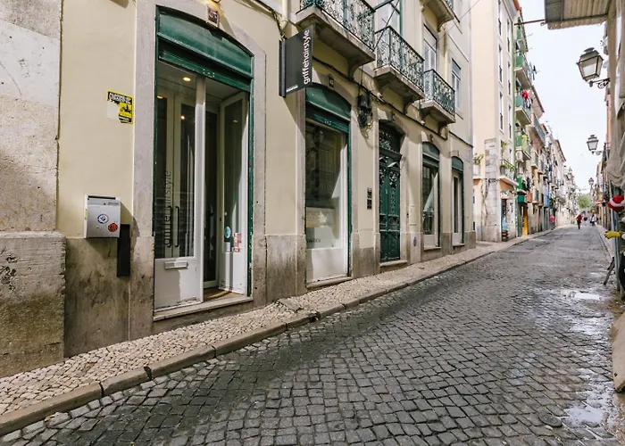 Rent4rest Castle View Family&friends In Bairro Alto Lissabon