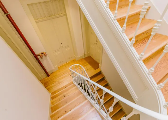 Apartment Rent4rest Castle View Family&friends In Bairro Alto