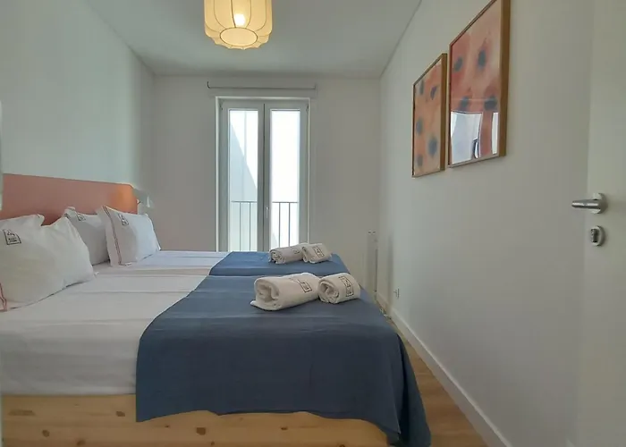Rent4rest Castle View Family & Friends In Bairro Alto דירה ליסבון