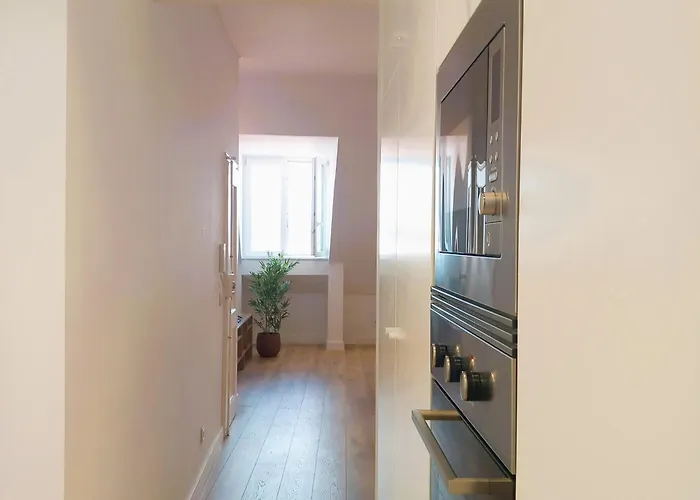 Rent4rest Castle View Family & Friends In Bairro Alto * Lisboa