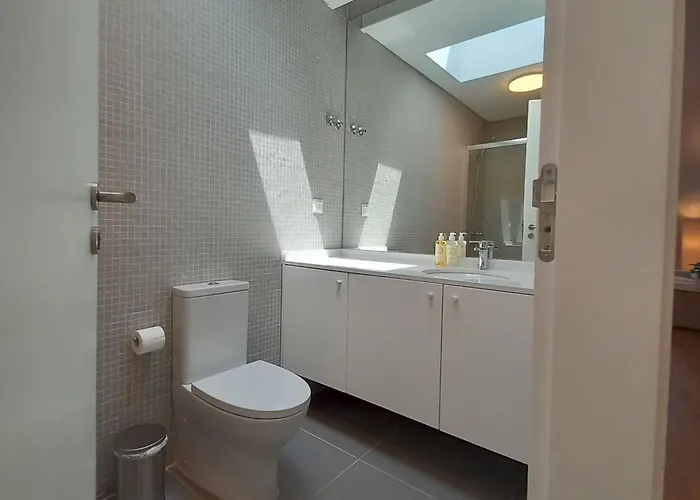 Rent4rest Castle View Family & Friends In Bairro Alto דירה