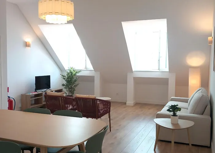 Rent4rest Castle View Family&friends In Bairro Alto * Lissabon