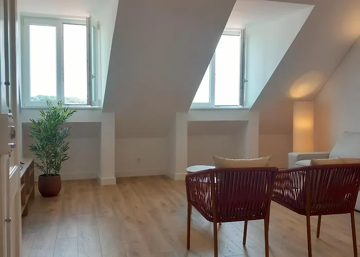 Rent4rest Castle View Family&friends In Bairro Alto Lissabon