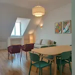 Rent4rest Castle View Family & Friends In Bairro Alto דירה *